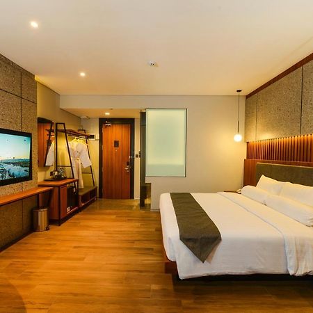 Nata Azana Hotel Solo Surakarta (Solo) Exterior foto