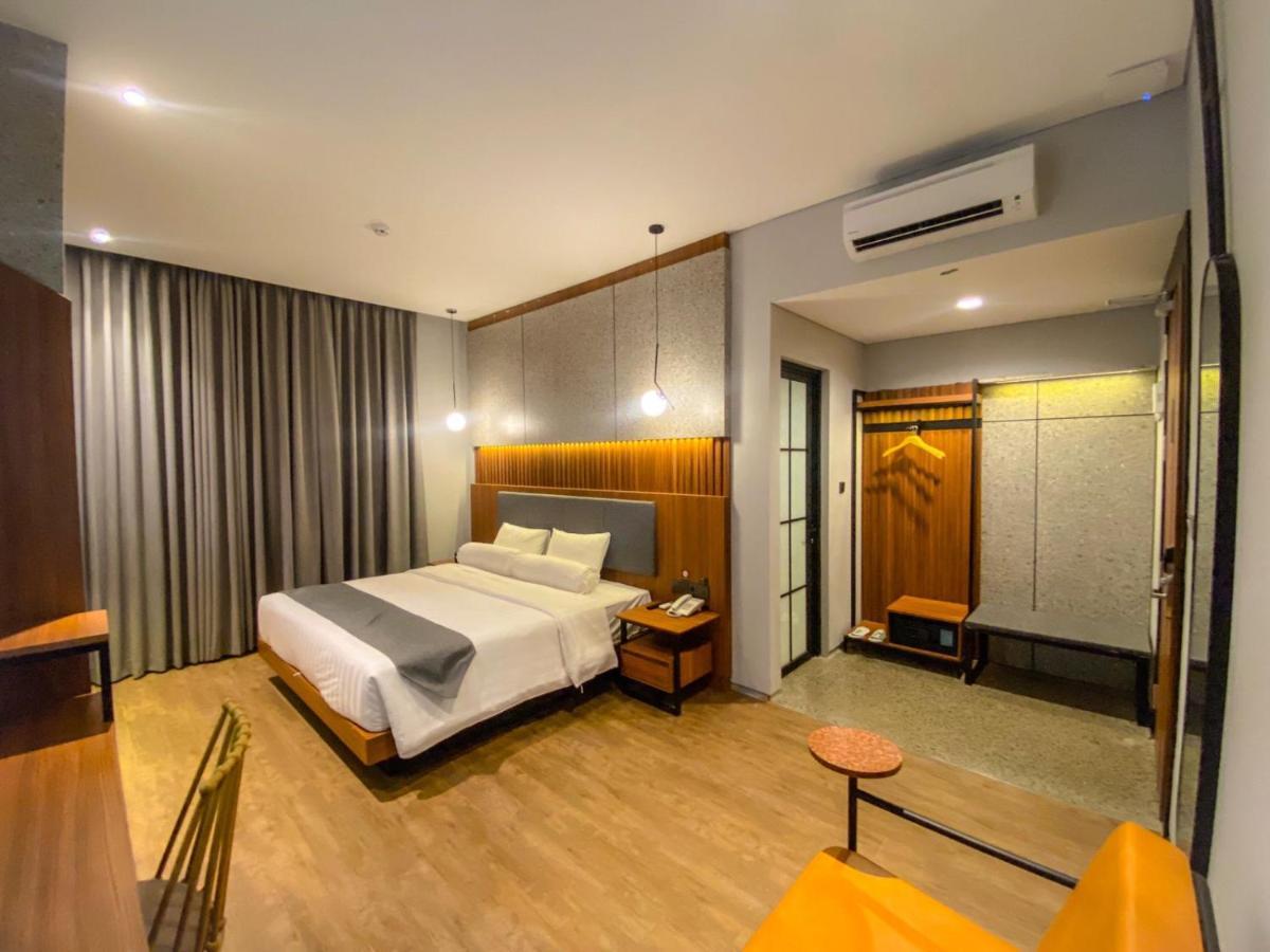 Nata Azana Hotel Solo Surakarta (Solo) Exterior foto