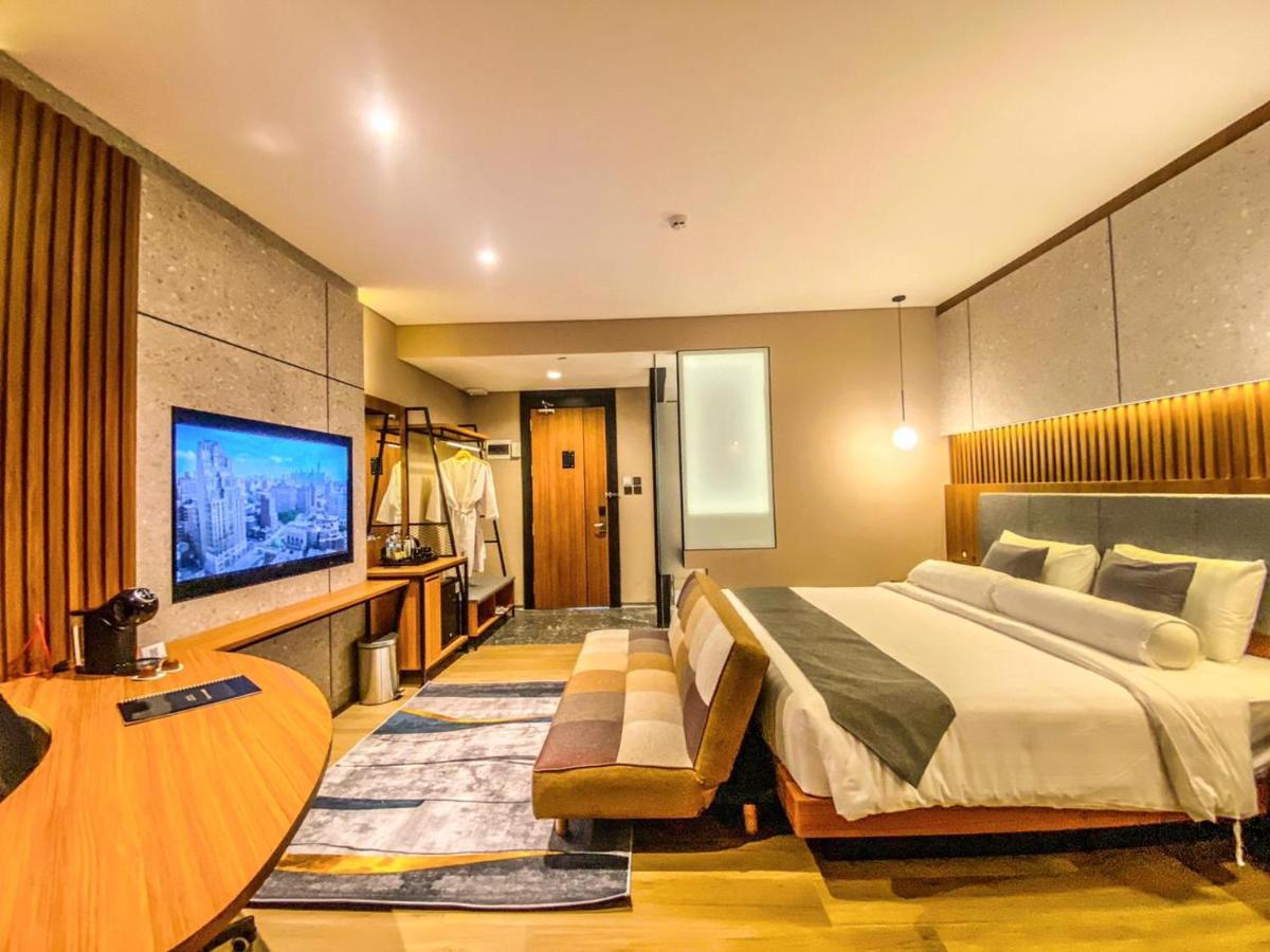 Nata Azana Hotel Solo Surakarta (Solo) Exterior foto