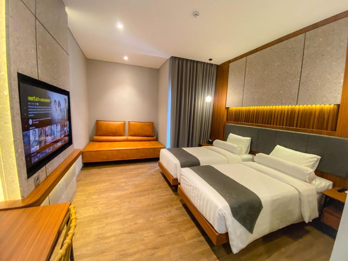 Nata Azana Hotel Solo Surakarta (Solo) Exterior foto
