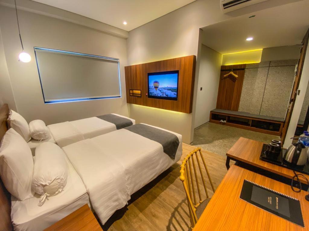 Nata Azana Hotel Solo Surakarta (Solo) Exterior foto